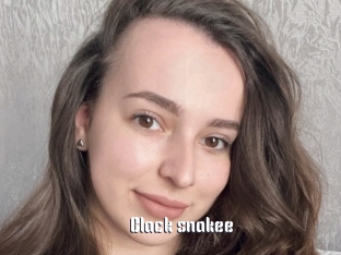 Black_snakee