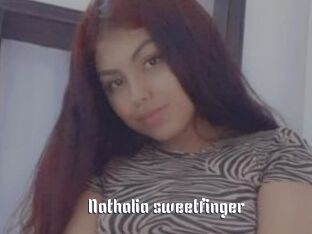 Nathalia_sweetfinger